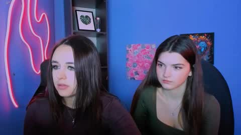 Snapshot of tina_bright_ chatting on 15, 12, 2025 tina bright online show from 15, 12, 2025