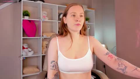 Snapshot of tina_hicks chatting on 19, 2, 2026 Stella online show from 19, 2, 2026