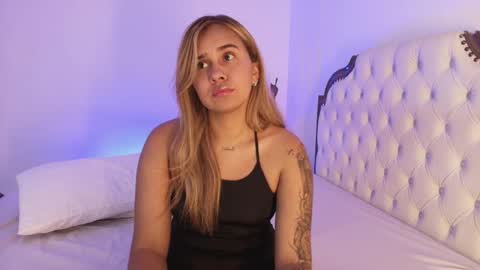 Snapshot of tina_loove chatting on 25, 2, 2026 Tina online show from 25, 2, 2026