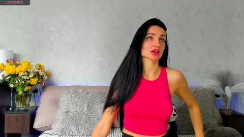 Snapshot of tina_mart chatting on 16, 10, 2025 Tina online show from 16, 10, 2025