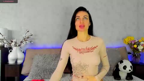 Snapshot of tina_mart chatting on 26, 10, 2025 Tina online show from 26, 10, 2025