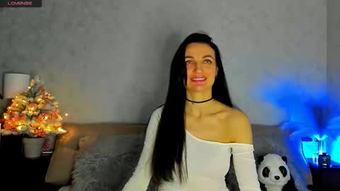 Snapshot of tina_mart chatting on 13, 12, 2025 Tina online show from 13, 12, 2025