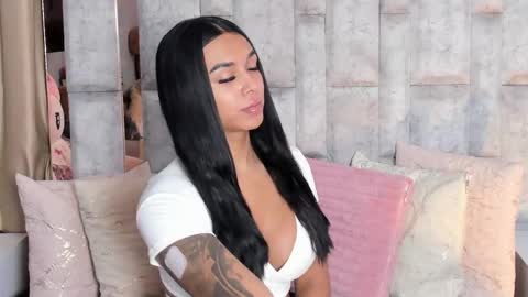 Tina noa online show from 3, 10, 2025