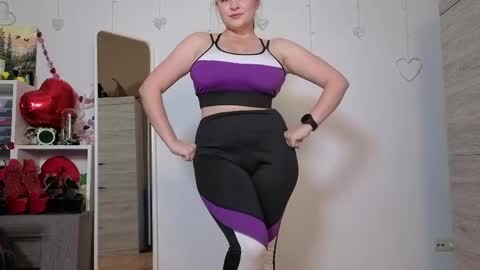 Tina Angel online show from 7, 5, 2026