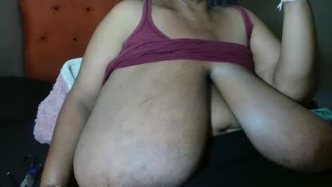 tinagiant online show from 5, 4, 2026