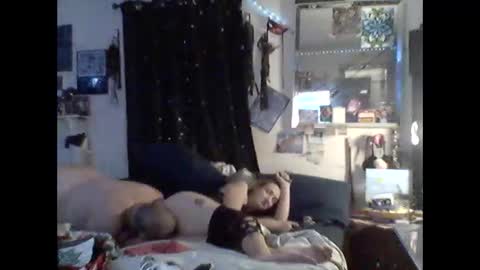 Snapshot of tinalover4u2 chatting on 19, 3, 2026 tinalover4u2 online show from 19, 3, 2026