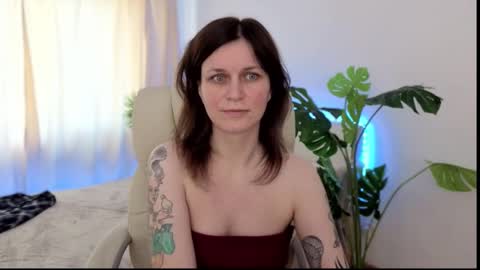 Snapshot of tinamelt chatting on 26, 9, 2025 TinaMelt online show from 26, 9, 2025
