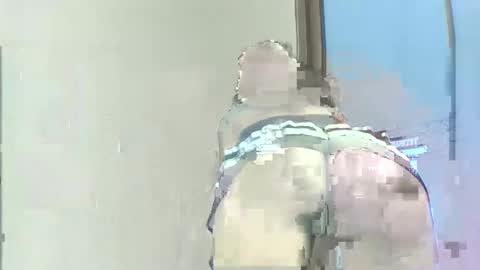 Snapshot of tinashe004 chatting on 27, 10, 2025 tinashe online show from 27, 10, 2025