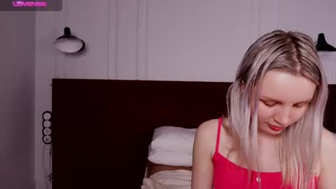 Snapshot of tinasiner chatting on 24, 2, 2025 tinasiner online show from 24, 2, 2025