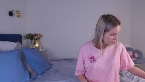 Snapshot of tinasiner chatting on 29, 9, 2025 tinasiner online show from 29, 9, 2025