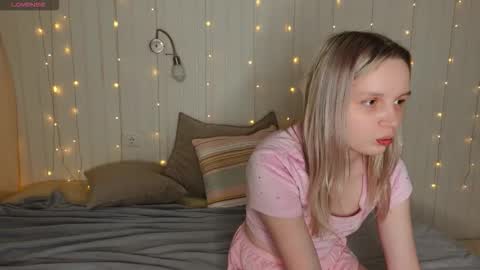 Snapshot of tinasiner chatting on 22, 11, 2025 tinasiner online show from 22, 11, 2025