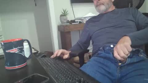 Snapshot of tincup430 chatting on 1, 12, 2025 5 day load on deck online show from 1, 12, 2025