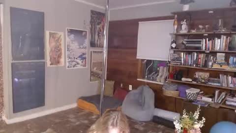 Snapshot of tinkerbellmel44 chatting on 29, 10, 2025 tinkerbellmel44 online show from 29, 10, 2025