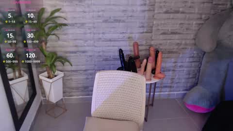 Tinna Goddess online show from 25, 9, 2025