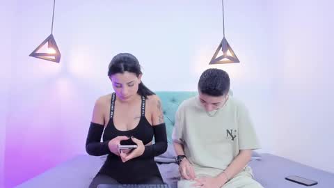 Snapshot of tinny_and_candy chatting on 17, 12, 2024 TINNY AND CANDY online show from 17, 12, 2024