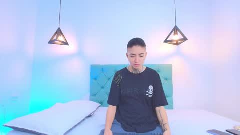 Snapshot of tinny_and_candy chatting on 11, 2, 2025 TINNY AND CANDY online show from 11, 2, 2025