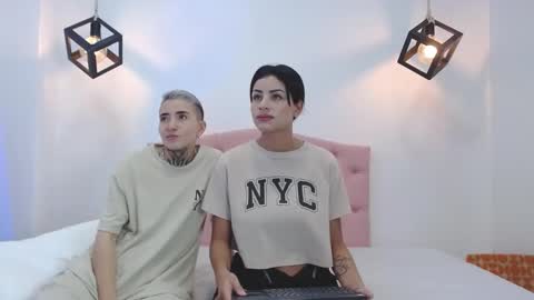 Snapshot of tinny_and_candy chatting on 12, 3, 2025 TINNY AND CANDY online show from 12, 3, 2025