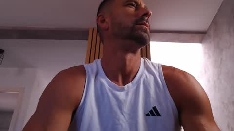 tinoclandestino online show from 5, 10, 2025