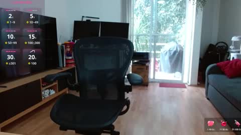 Tiny Caroline online show from 21, 10, 2025