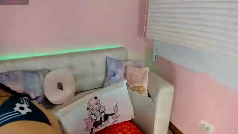 Snapshot of tiny_cora chatting on 22, 6, 2026 tiny_cora online show from 22, 6, 2026