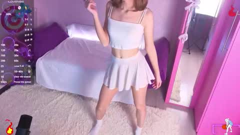 Snapshot of tiny_lilyy chatting on 1, 11, 2025 Lily online show from 1, 11, 2025