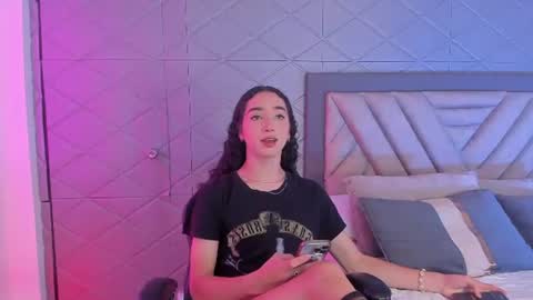 Thomm  Independent Model online show from 11, 7, 2026