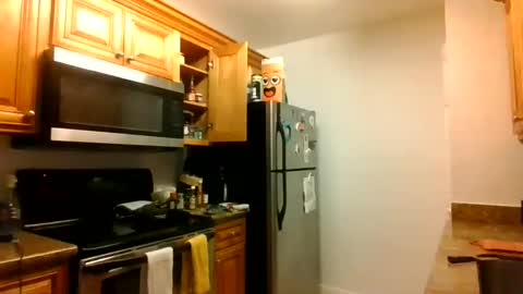 Snapshot of tinyassbossymilf chatting on 4, 10, 2025 tinyassbossymilf online show from 4, 10, 2025