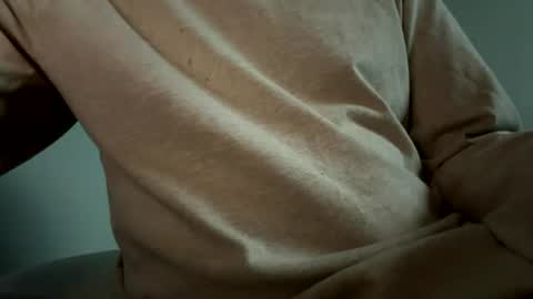 Snapshot of tinylimpy1 chatting on 18, 6, 2026 MonkeyPaw online show from 18, 6, 2026