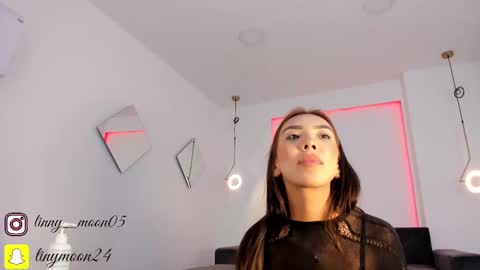 Luna  online show from 15, 2, 2025