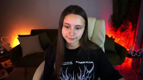 tinynataliee online show from 29, 6, 2026