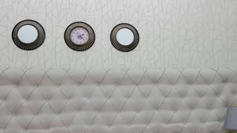 Tinnyrose online show from 18, 2, 2026