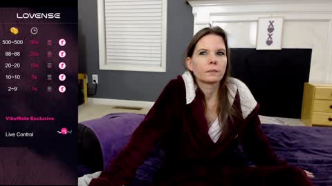 V - Read the bio please thanks. online show from 22, 1, 2025