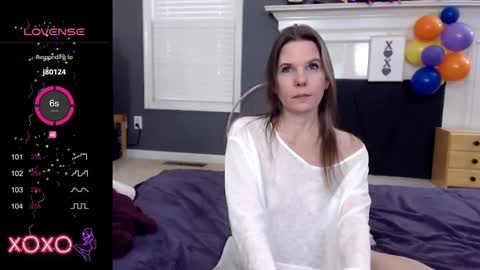 V - Read the bio please thanks. online show from 10, 3, 2025