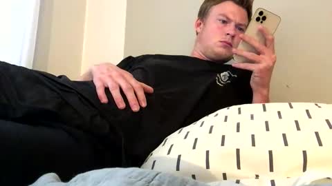 Snapshot of tippedrobin4830 chatting on 11, 11, 2025 tippedrobin4830 online show from 11, 11, 2025