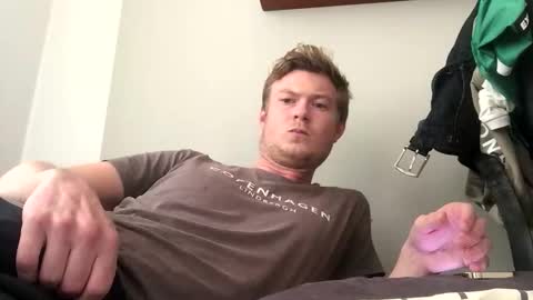 Snapshot of tippedrobin4830 chatting on 17, 11, 2025 tippedrobin4830 online show from 17, 11, 2025