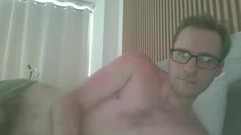 Snapshot of titlovercums chatting on 24, 4, 2026 titlovercums online show from 24, 4, 2026