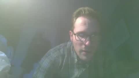 Snapshot of titlovercums chatting on 5, 5, 2026 titlovercums online show from 5, 5, 2026