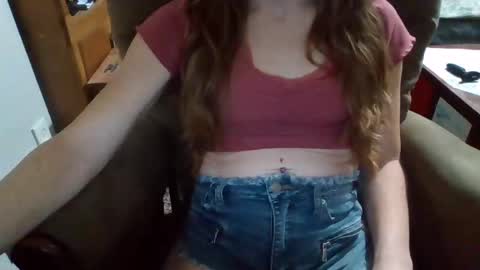 Snapshot of tittygirl8 chatting on 8, 1, 2025 Tittygirl8 online show from 8, 1, 2025