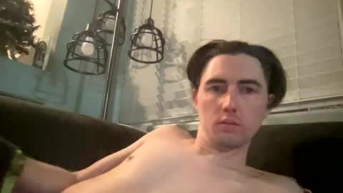 Snapshot of tlayne410 chatting on 11, 11, 2025 tlayne410 online show from 11, 11, 2025