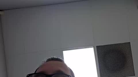 Snapshot of tnvols1968 chatting on 12, 3, 2025 Vols online show from 12, 3, 2025