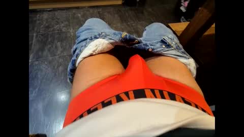 Snapshot of toadinhole chatting on 1, 12, 2025 Toady online show from 1, 12, 2025