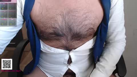 Snapshot of toaster1993 chatting on 18, 12, 2025 Leonel online show from 18, 12, 2025