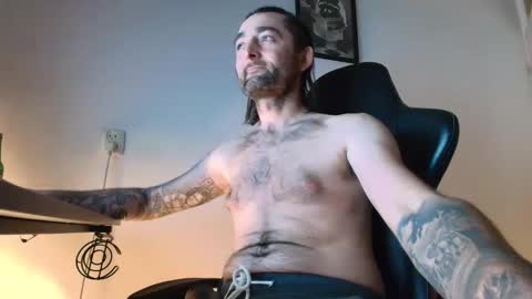 Snapshot of tobi19899 chatting on 28, 11, 2025 Jan5676 online show from 28, 11, 2025