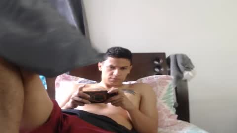 Snapshot of tobicraig chatting on 4, 12, 2025 Andres Independent Model online show from 4, 12, 2025