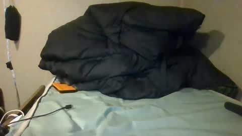 Dickinsince93 online show from 4, 1, 2025