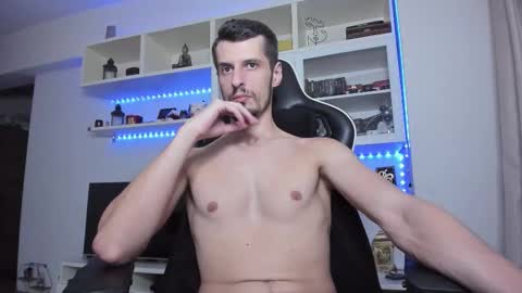 Snapshot of toddclaytonn chatting on 23, 10, 2025 Todd online show from 23, 10, 2025