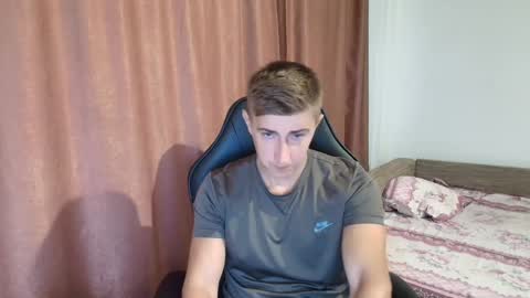 todhorny987 online show from 19, 2, 2025