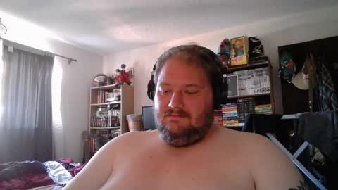 Snapshot of toede_0 chatting on 16, 9, 2025 Toede online show from 16, 9, 2025