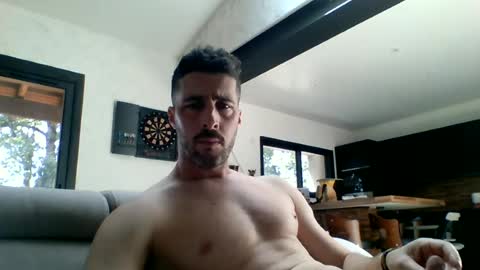 Snapshot of toinouillou9813 chatting on 14, 7, 2026 toinouillou9813 online show from 14, 7, 2026