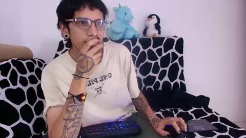 Snapshot of toji_zenin_ chatting on 10, 7, 2026 toji_zenin_ online show from 10, 7, 2026